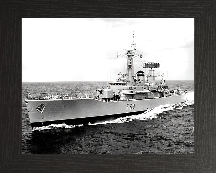 HMS Bacchante F69 | Photo Print | Framed Print | Leander Class | Frigate | Royal Navy - Hampshire Prints