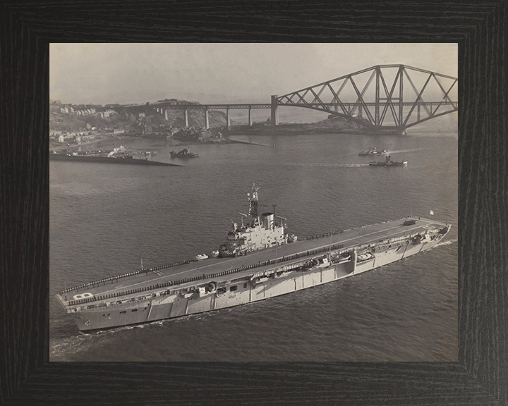 HMS Bulwark R08 Royal Navy Centaur class light fleet carrier Photo Print or Framed Print - Hampshire Prints