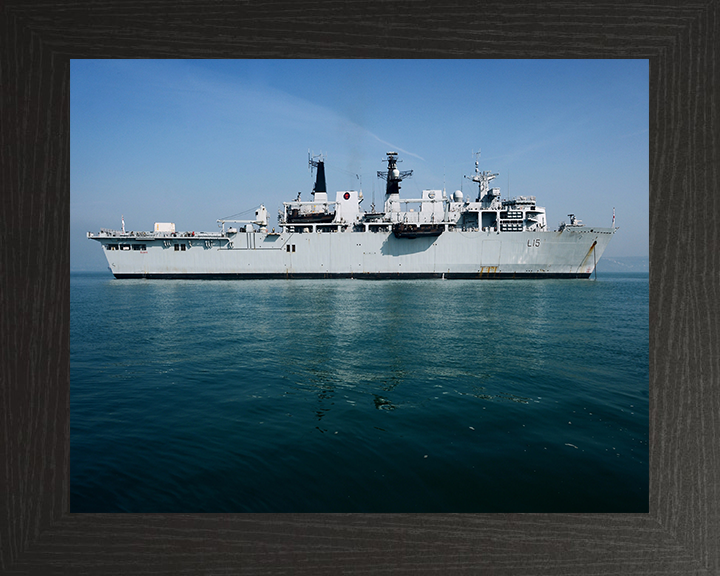 HMS Bulwark L15 Royal Navy Albion class amphibious ship Photo Print or Framed Print - Hampshire Prints