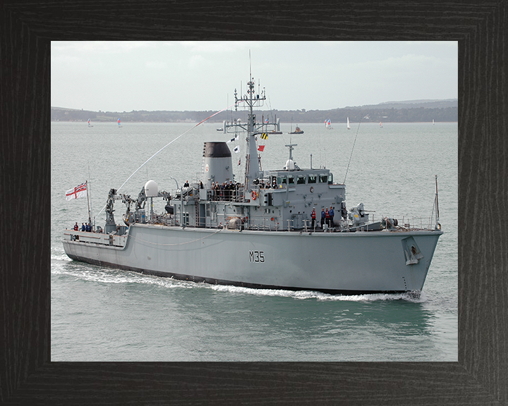 HMS Dulverton M35 Royal Navy Hunt class mine countermeasures vessel Photo Print or Framed Print - Hampshire Prints