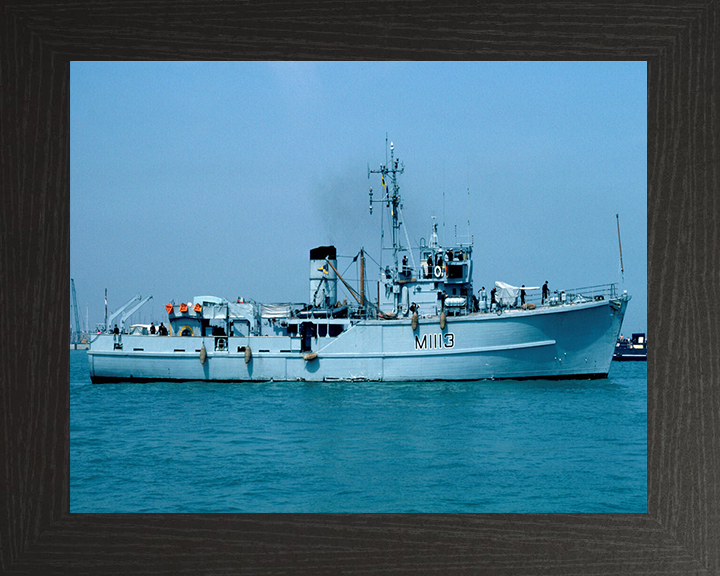 HMS Brereton M1113 Royal Navy Ton class minesweeper Photo Print or Framed Print - Hampshire Prints