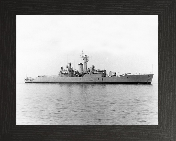 HMS Berwick F115 Royal Navy Rothesay Class frigate Photo Print or Framed Print - Hampshire Prints