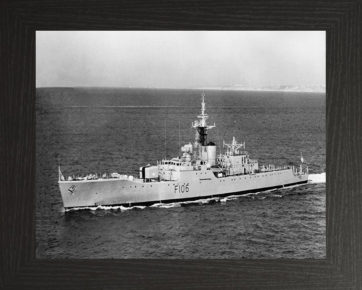 HMS Brighton F106 Royal Navy Rothesay Class Frigate Photo Print or Framed Print - Hampshire Prints