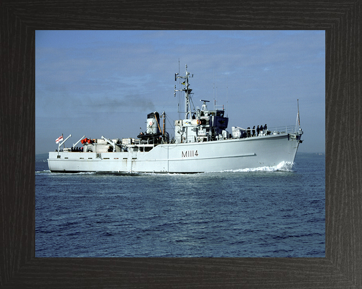 HMS Brinton M1114 Royal Navy Ton Class Minesweeper Photo Print or Framed Print - Hampshire Prints