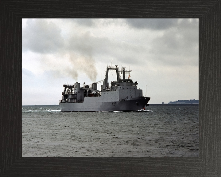 HMS Challenger K07 Royal Navy diving support vessel Photo Print or Framed Print - Hampshire Prints