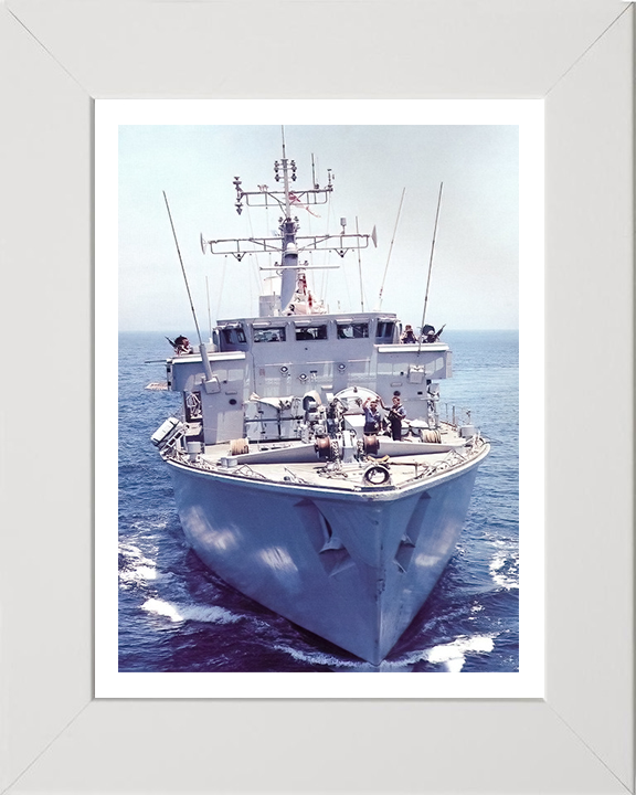 HMS Brecon M29 Royal Navy Hunt class mine countermeasures vessel Photo Print or Framed Print - Hampshire Prints