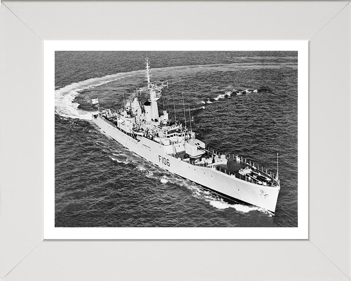 HMS Brighton F106 Royal Navy Rothesay Class Frigate Photo Print or Framed Print - Hampshire Prints