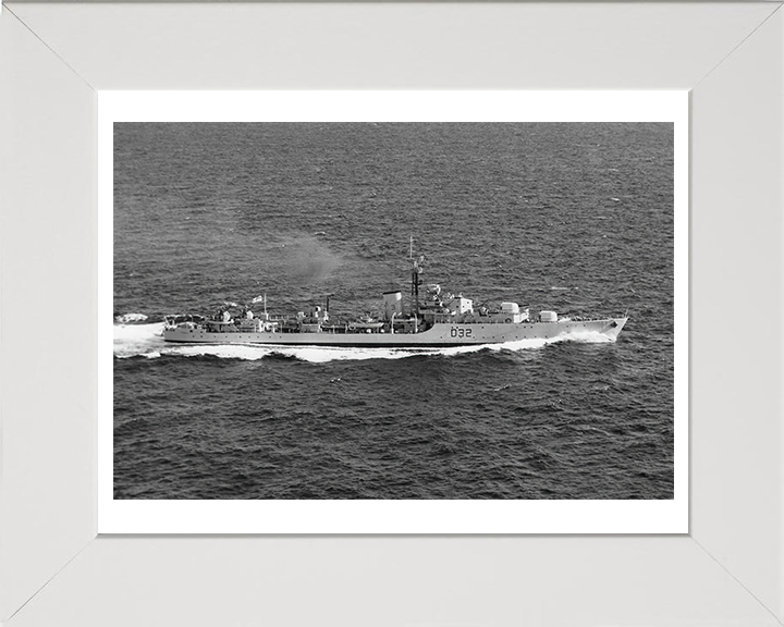 HMS Camperdown D32 | Photo Print | Framed Print | Battle Class | Destroyer | Royal Navy - Hampshire Prints