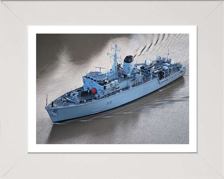 HMS Cattistock M31 Royal Navy Hunt class mine hunter Photo Print or Framed Print - Hampshire Prints