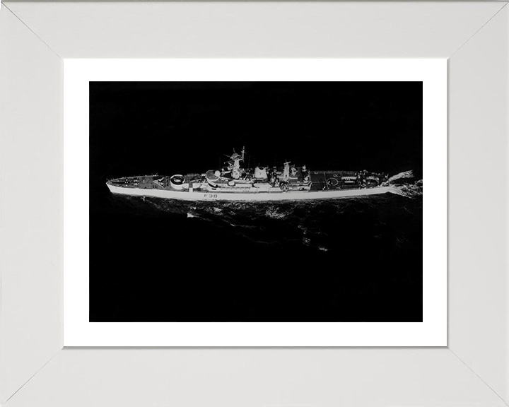 HMS Arethusa F38 Royal Navy Leander Class Frigate Photo Print or Framed Print - Hampshire Prints