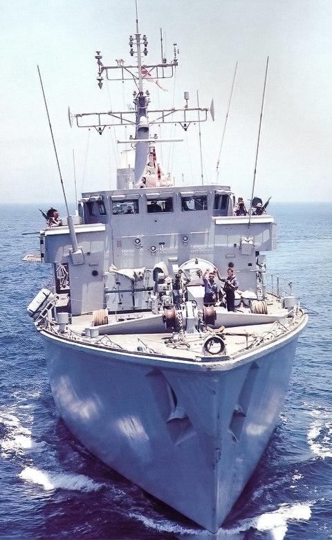 HMS Brecon M29 Royal Navy Hunt class mine countermeasures vessel Photo Print or Framed Print - Hampshire Prints