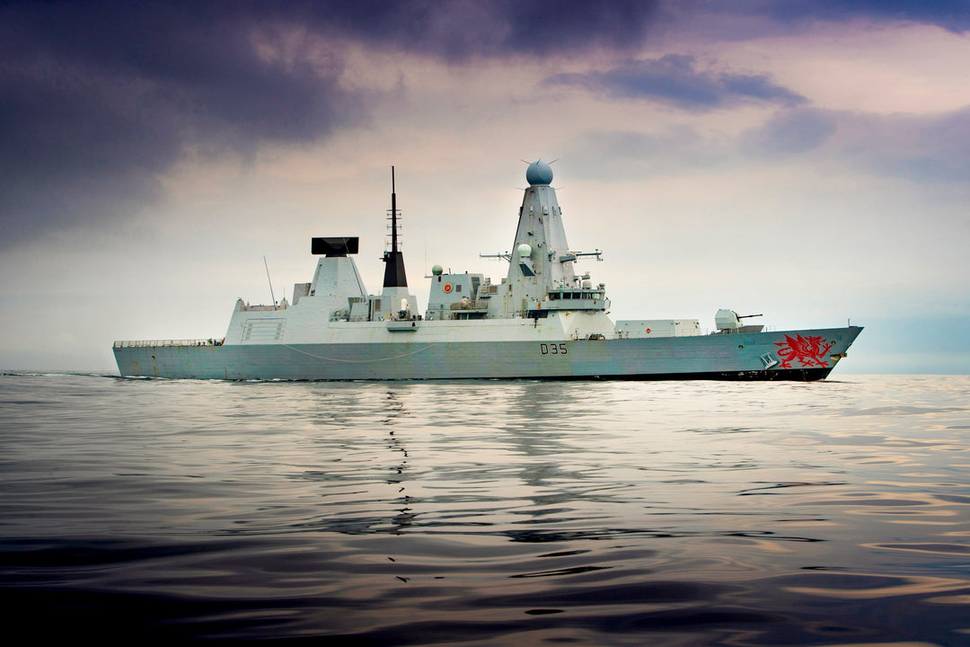 HMS Dragon D35 Royal Navy Type 45 Destroyer Photo Print or Framed Print - Hampshire Prints