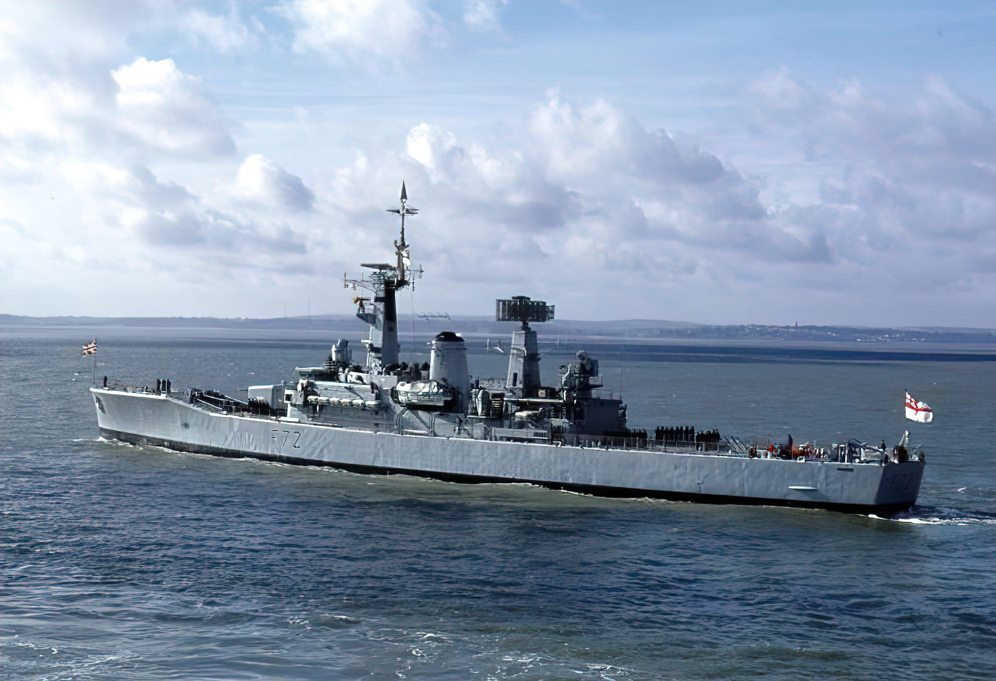 HMS Ariadne F72 Royal Navy Leander class frigate Photo Print or Framed ...