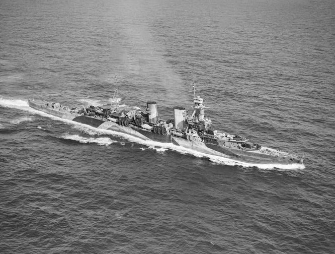 HMS Frobisher D81 Royal Navy Hawkins class heavy cruiser Photo Print or Framed Print - Hampshire Prints