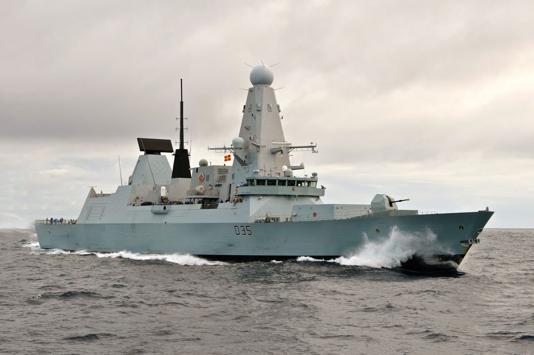 HMS Dragon D35 Royal Navy Type 45 destroyer Photo Print or Framed Print - Hampshire Prints