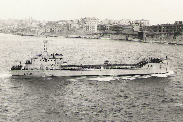 HMS Redoubt L4001 Royal Navy Mark 8 Landing Craft Photo Print or Framed Photo Print - Hampshire Prints