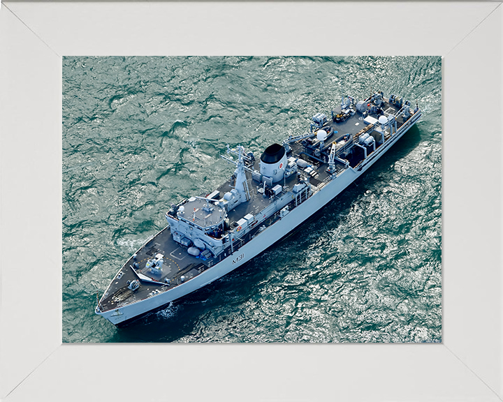 HMS Cattistock M31 Royal Navy Hunt class mine hunter Photo Print or Framed Print - Hampshire Prints