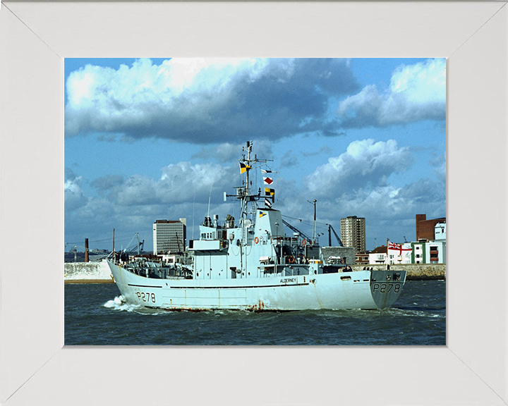 HMS Alderney P278 Royal Navy Island class Patrol Vessel Photo Print or Framed Photo Print - Hampshire Prints