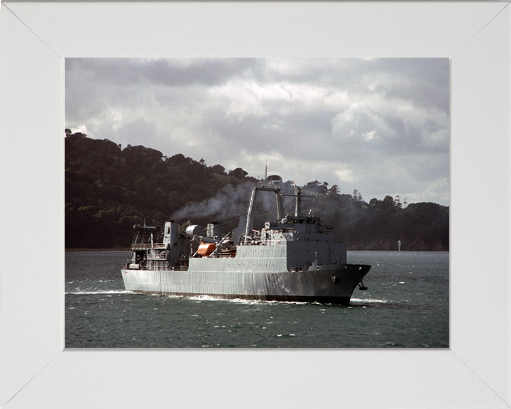 HMS Challenger K07 Royal Navy diving support vessel Photo Print or Framed Print - Hampshire Prints