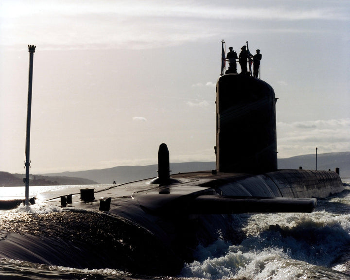 HMS Renown S26 Submarine | Photo Print | Framed Print | Resolution Class | Royal Navy - Hampshire Prints