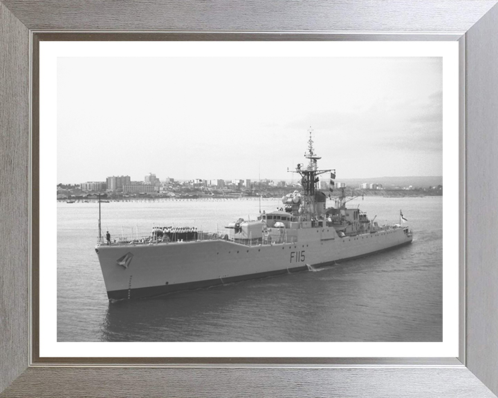 HMS Berwick F115 Royal Navy Rothesay Class Frigate Photo Print or Framed Print - Hampshire Prints