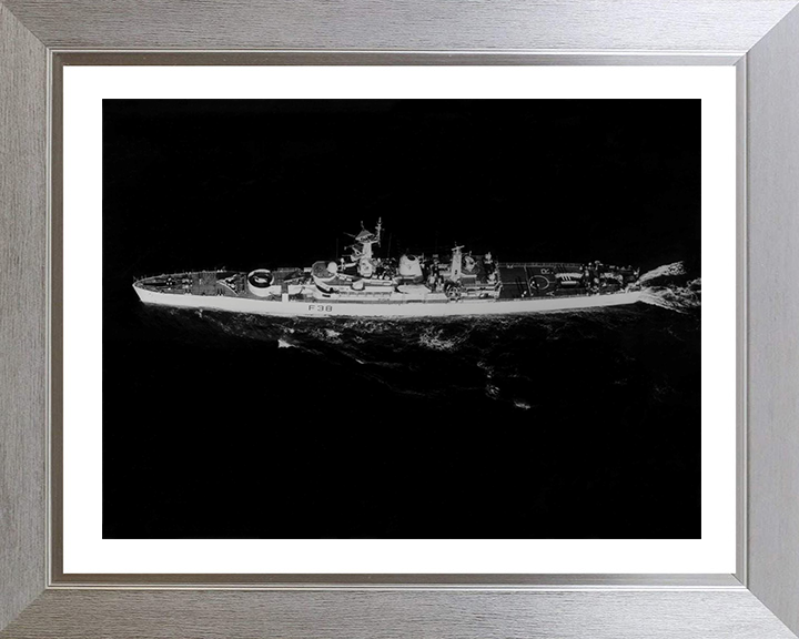 HMS Arethusa F38 Royal Navy Leander Class Frigate Photo Print or Framed Print - Hampshire Prints