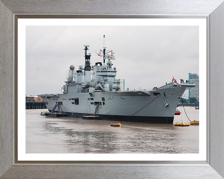 HMS Ark Royal R07 | Photo Print | Framed Print | Invincible Class | Aircraft Carrier | Royal Navy - Hampshire Prints