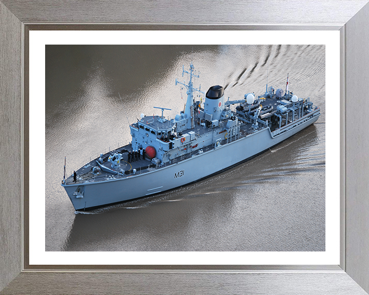 HMS Cattistock M31 Royal Navy Hunt class mine hunter Photo Print or Framed Print - Hampshire Prints