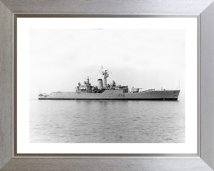 HMS Berwick F115 Royal Navy Rothesay Class frigate Photo Print or Framed Print - Hampshire Prints