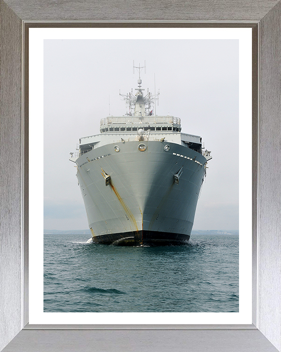 HMS Bulwark L15 Royal Navy Albion class amphibious ship Photo Print or Framed Print - Hampshire Prints