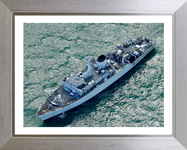 HMS Cattistock M31 Royal Navy Hunt class mine hunter Photo Print or Framed Print - Hampshire Prints