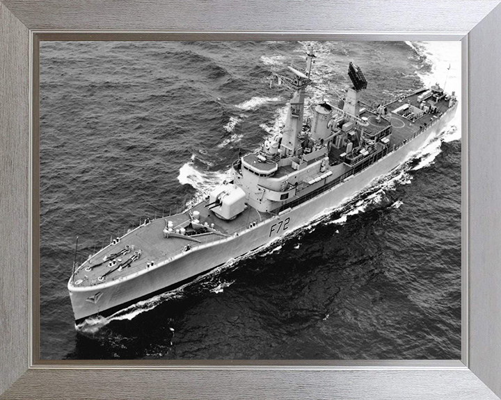 HMS Ariadne F72 | Photo Print | Framed Print | Leander Class | Frigate | Royal Navy - Hampshire Prints