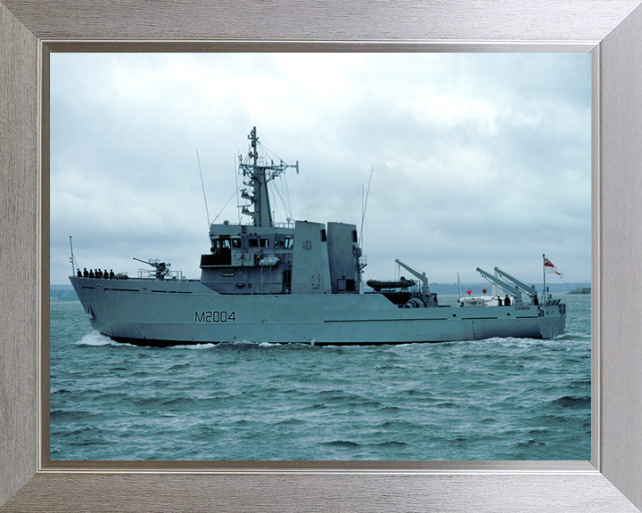 HMS Carron M2004 Royal Navy River class minesweeper Photo Print or Framed Print - Hampshire Prints