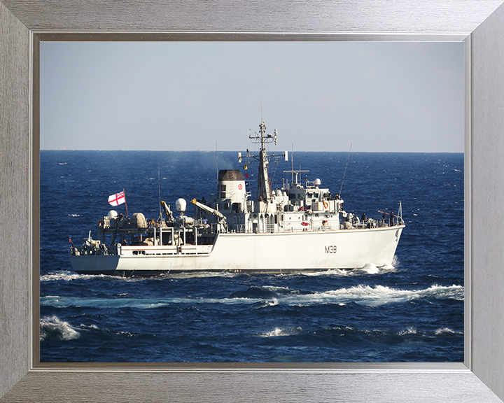 HMS Atherstone M38 Royal Navy Hunt class mine countermeasures vessel Photo Print or Framed Print - Hampshire Prints