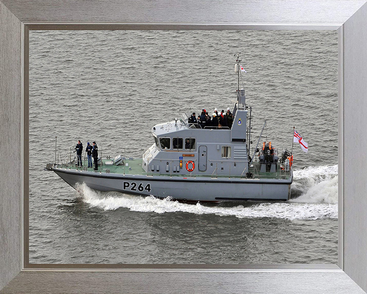 HMS Archer P264 Royal Navy Archer class P2000 patrol vessel Photo Print or Framed Print - Hampshire Prints