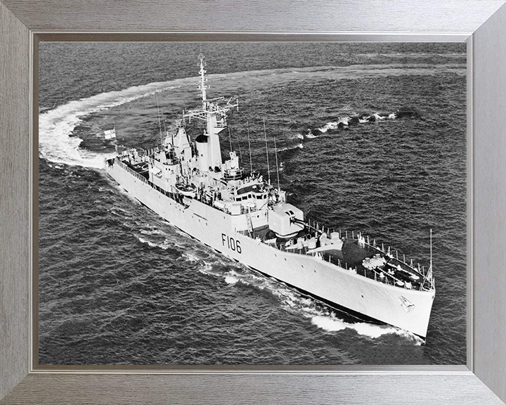 HMS Brighton F106 Royal Navy Rothesay Class Frigate Photo Print or Framed Print - Hampshire Prints