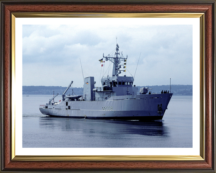 HMS Blackwater M2008 Royal Navy River class minesweeper Photo Print or Framed Print - Hampshire Prints