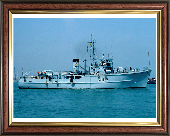 HMS Brereton M1113 Royal Navy Ton class minesweeper Photo Print or Framed Print - Hampshire Prints