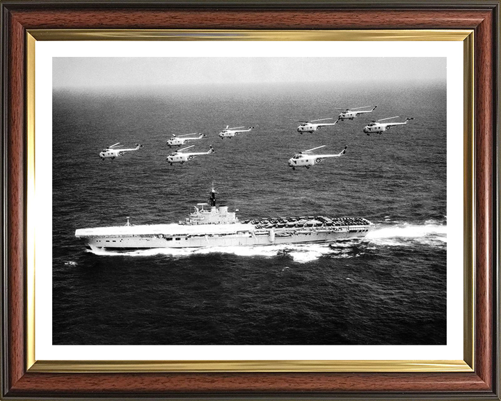 HMS Bulwark R08 Royal Navy Centaur class light fleet carrier Photo Print or Framed Print - Hampshire Prints