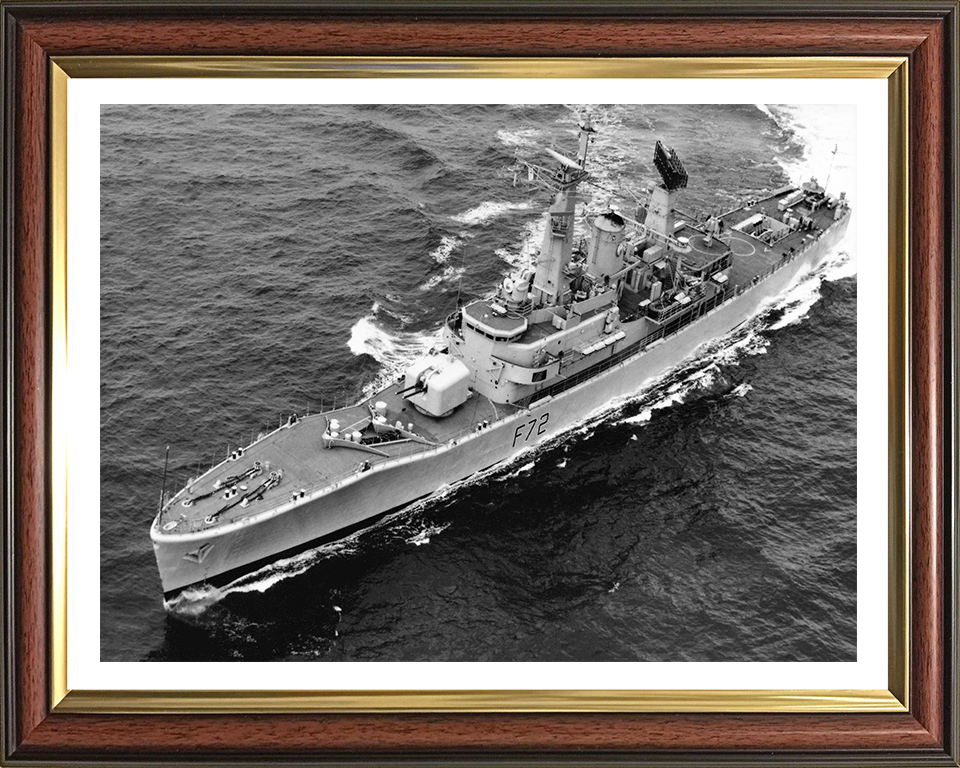 HMS Ariadne F72 | Photo Print | Framed Print | Leander Class | Frigate | Royal Navy - Hampshire Prints