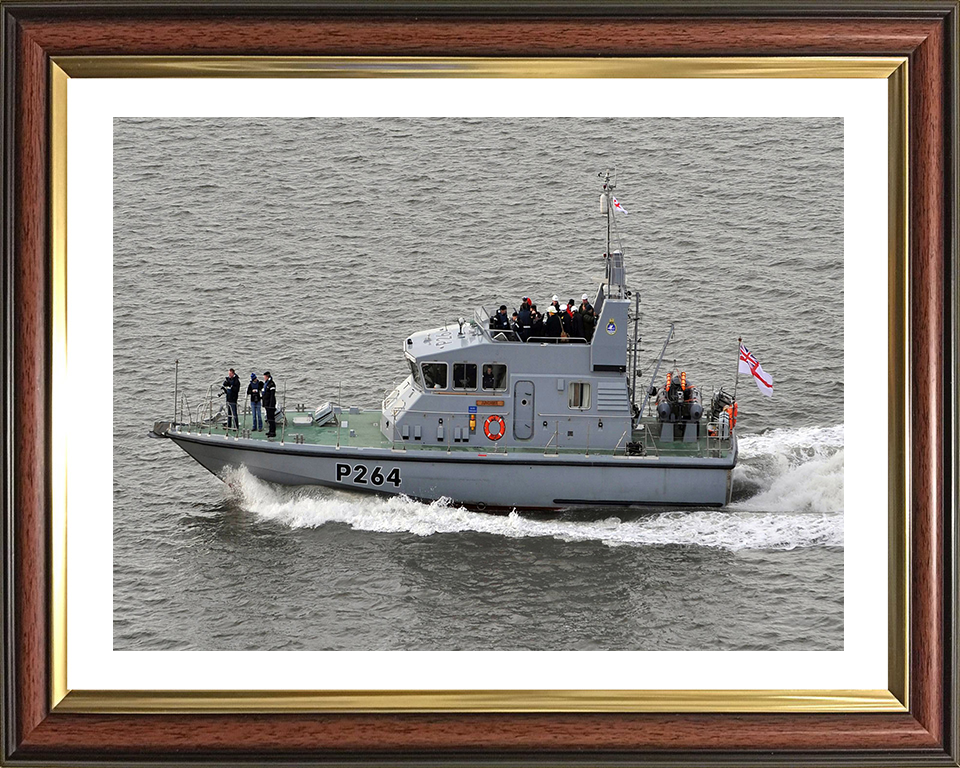 HMS Archer P264 Royal Navy Archer class P2000 patrol vessel Photo Print or Framed Print - Hampshire Prints