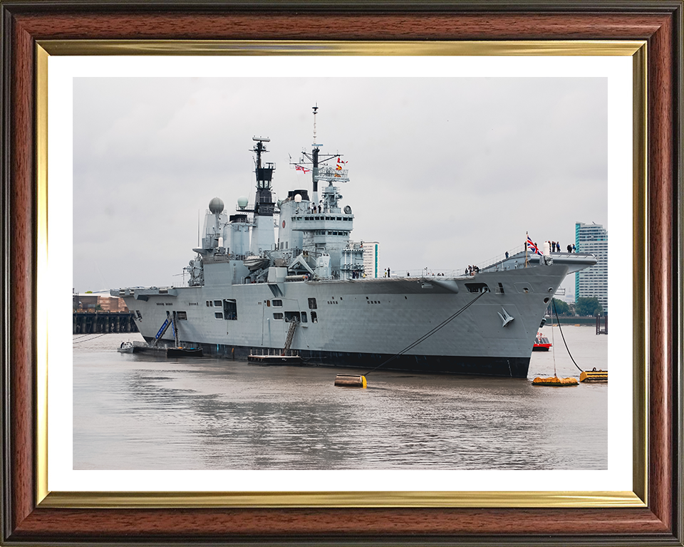 HMS Ark Royal R07 | Photo Print | Framed Print | Invincible Class | Aircraft Carrier | Royal Navy - Hampshire Prints