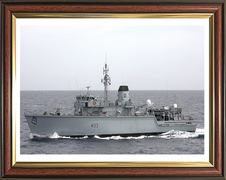 HMS Brocklesby M33 Royal Navy Hunt class Mine Counter Measures Vessel Photo Print or Framed Print - Hampshire Prints