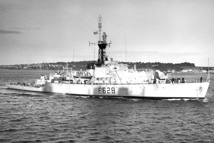 HMS Loch Killisport K628 (F628) | Photo Print | Framed Print | Loch Class | Frigate | Royal Navy - Hampshire Prints