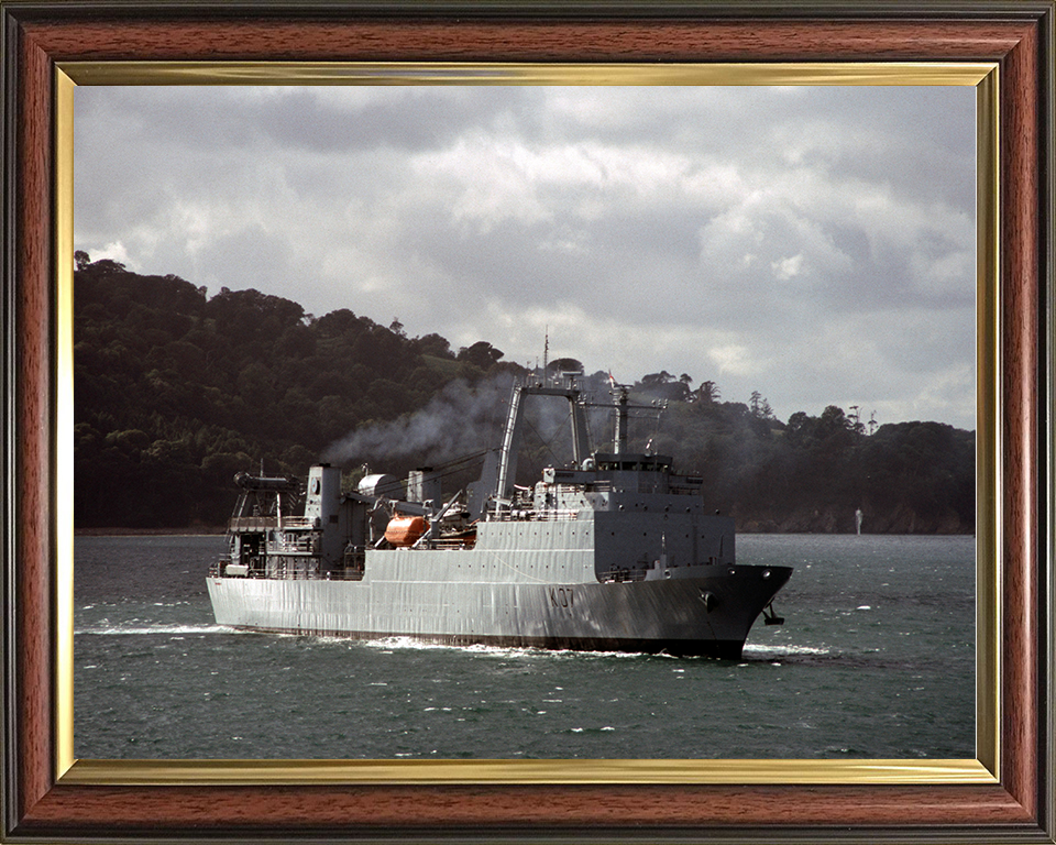 HMS Challenger K07 Royal Navy diving support vessel Photo Print or Framed Print - Hampshire Prints