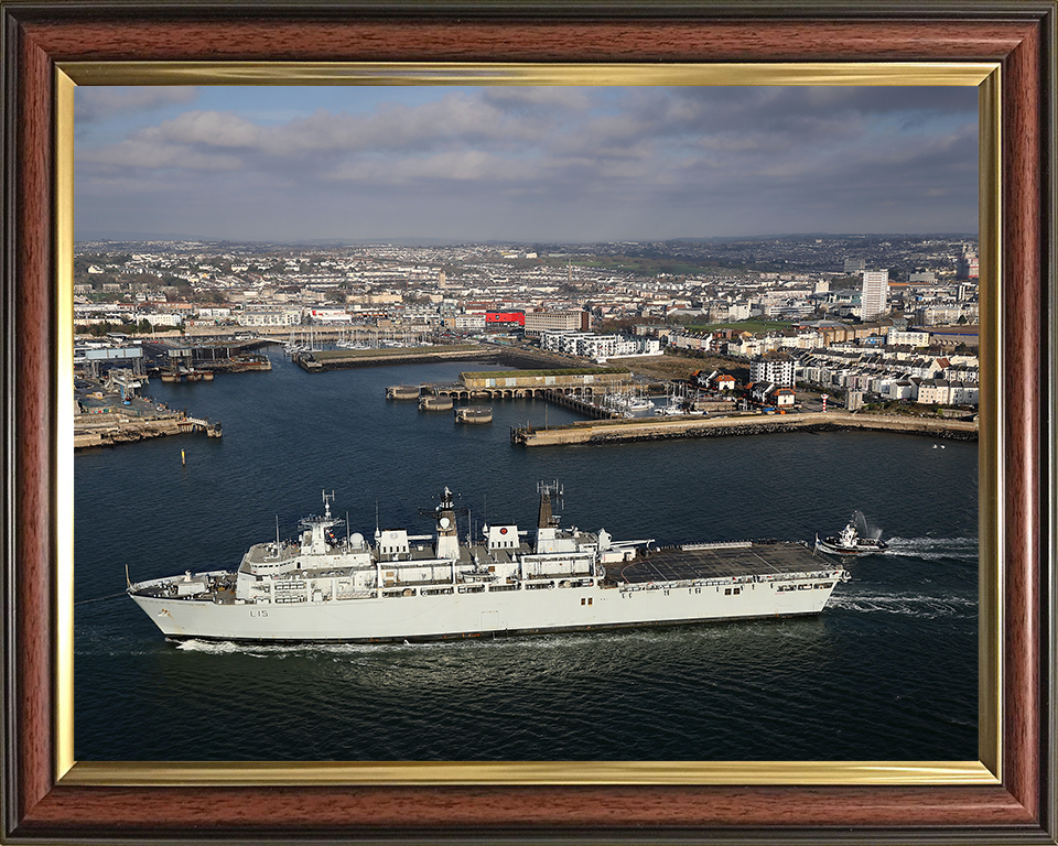 HMS Bulwark L15 Royal Navy Albion class amphibious ship Photo Print or Framed Print - Hampshire Prints