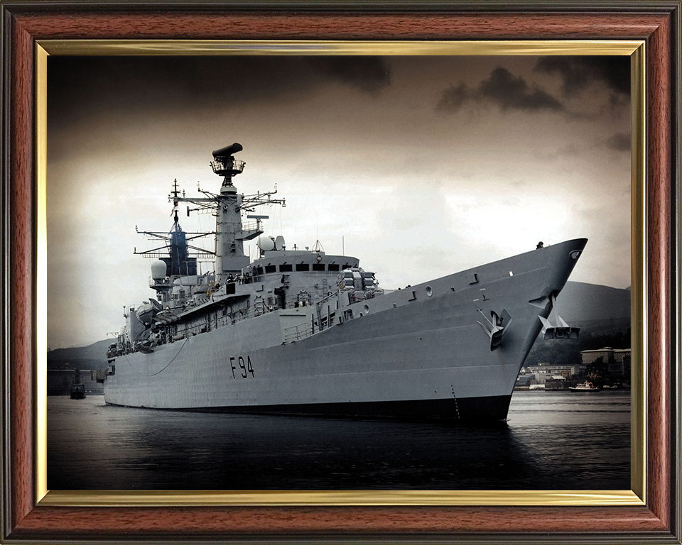 HMS Brave F94 | Photo Print | Framed Print | Poster | Type 22 | Frigate | Royal Navy - Hampshire Prints