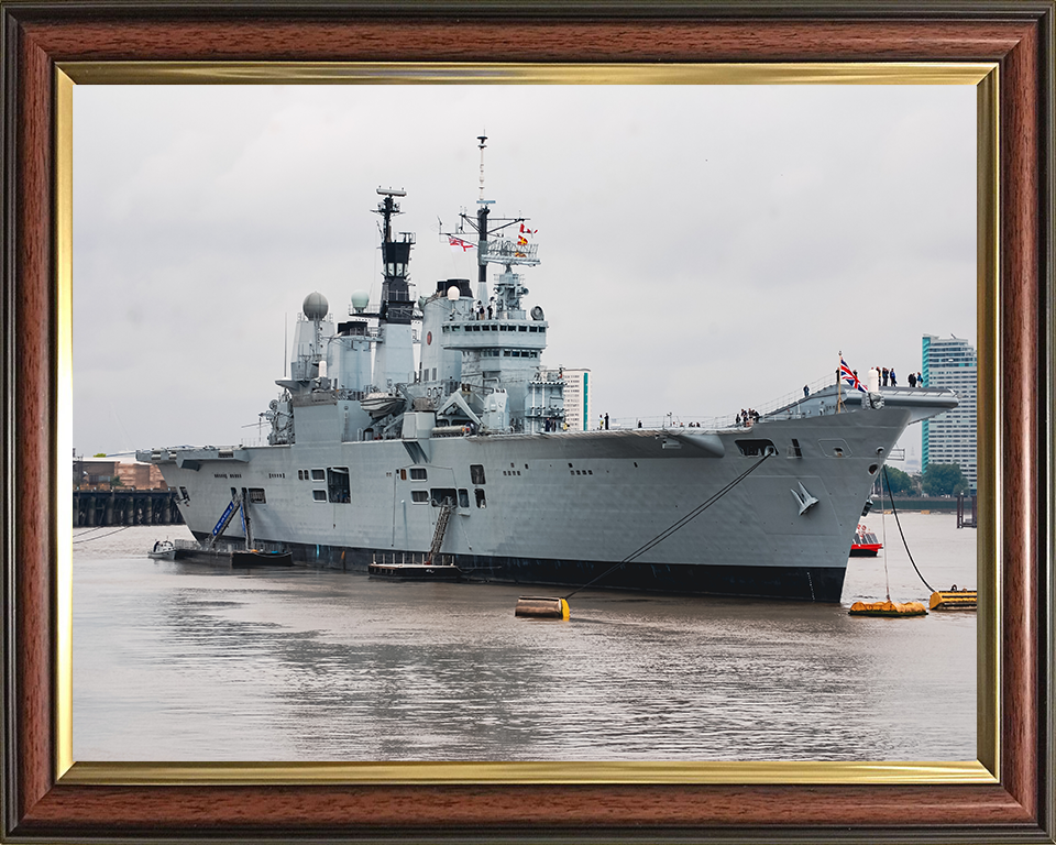 HMS Ark Royal R07 | Photo Print | Framed Print | Invincible Class | Aircraft Carrier | Royal Navy - Hampshire Prints