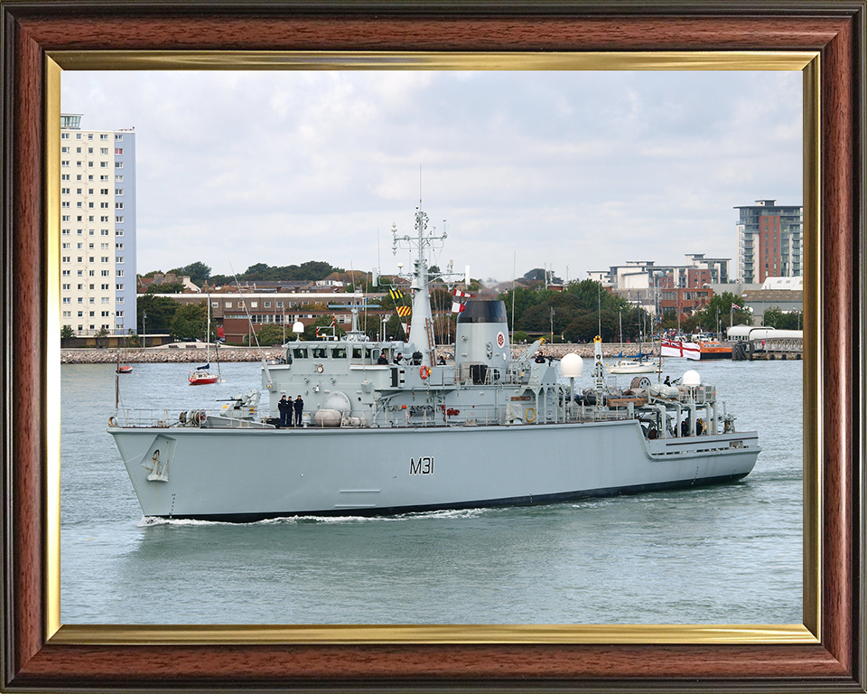 HMS Cattistock M31 Royal Navy Hunt class mine hunter Photo Print or Framed Print - Hampshire Prints