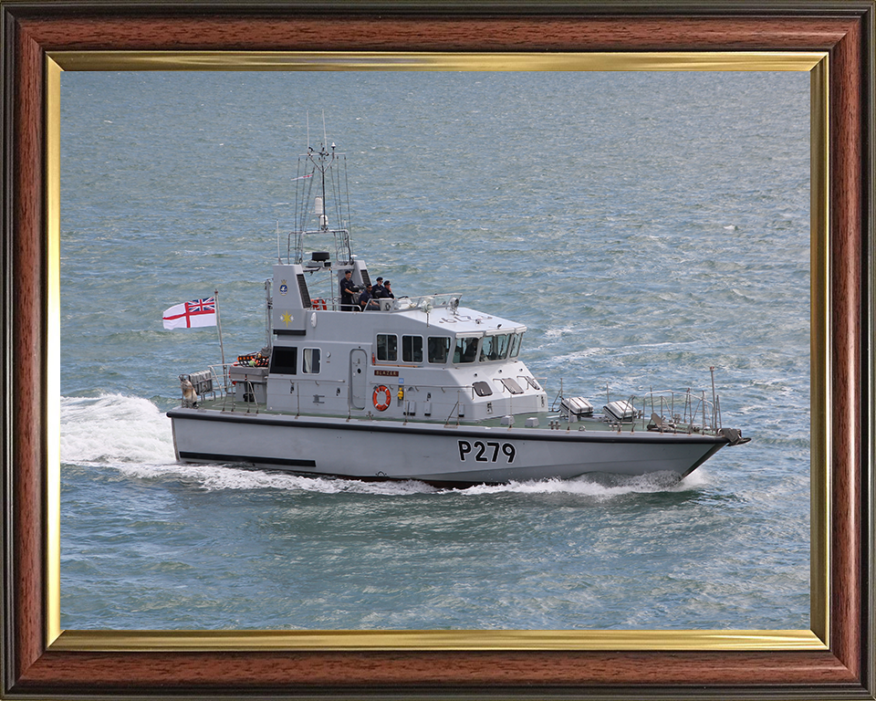 HMS Blazer P279 Royal Navy Archer class P2000 patrol vessel Photo Print or Framed Print - Hampshire Prints